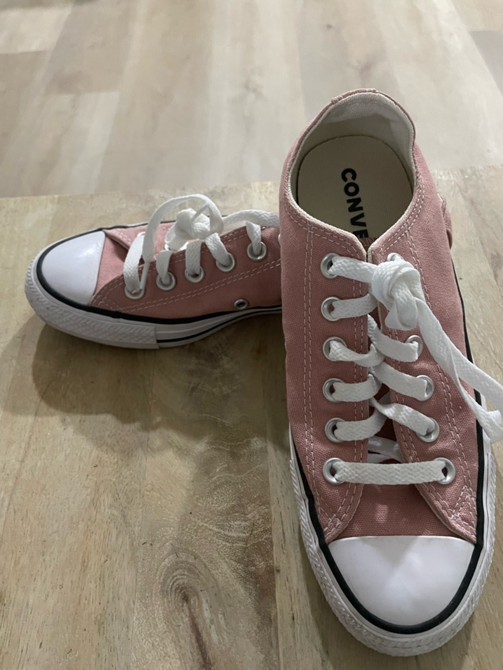 Women’s Pink Converse Low Top Sneakers with White Laces Size 6-1/2